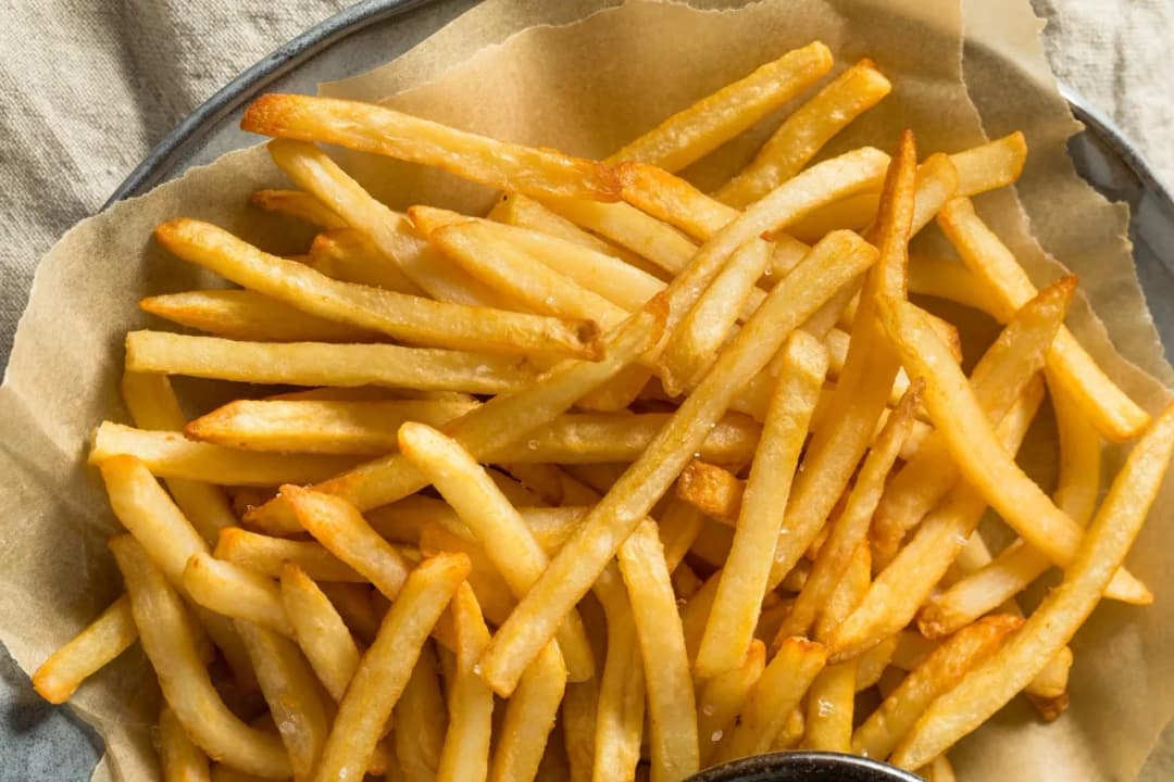 Ile powinny się piec frytki w piekarniku, aby były idealne?