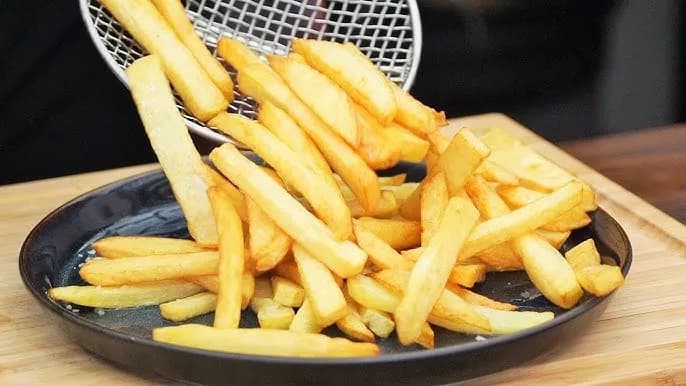 Jak zrobić frytki na patelni - proste przepisy na idealne frytki